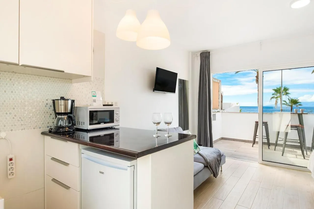 Beach Apartment Big Terrace Playa Las Americas Playa de las Americas  Spagna